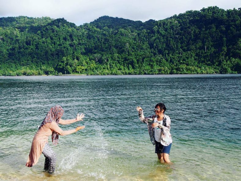 Pantai Nusi Nabire