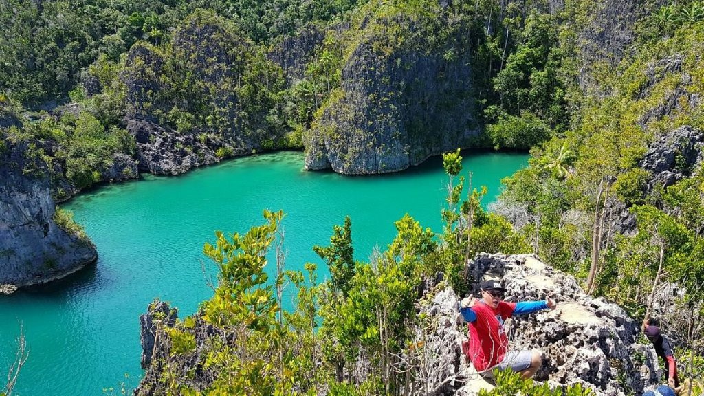 Petualangan Alam Papua